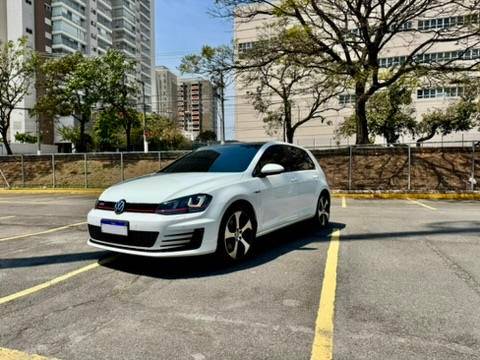 VOLKSWAGEN GOLF 2.0 TSI GTI 16V TURBO GASOLINA 4P AUTOMÁTICO VOLKSWAGEN GOLF 2.0 TSI GTI 16V TURBO GASOLINA 4P AUTOMÁTICO